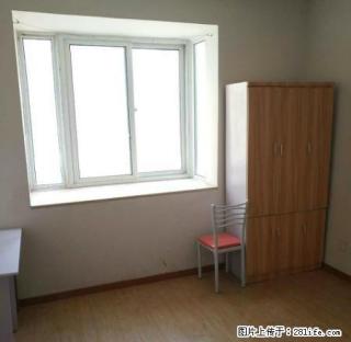 (单间出租)(单间出租)聚凤华庭 朝南单间650元/月，有阳台，女生合租 - 合肥28生活网 hf.28life.com